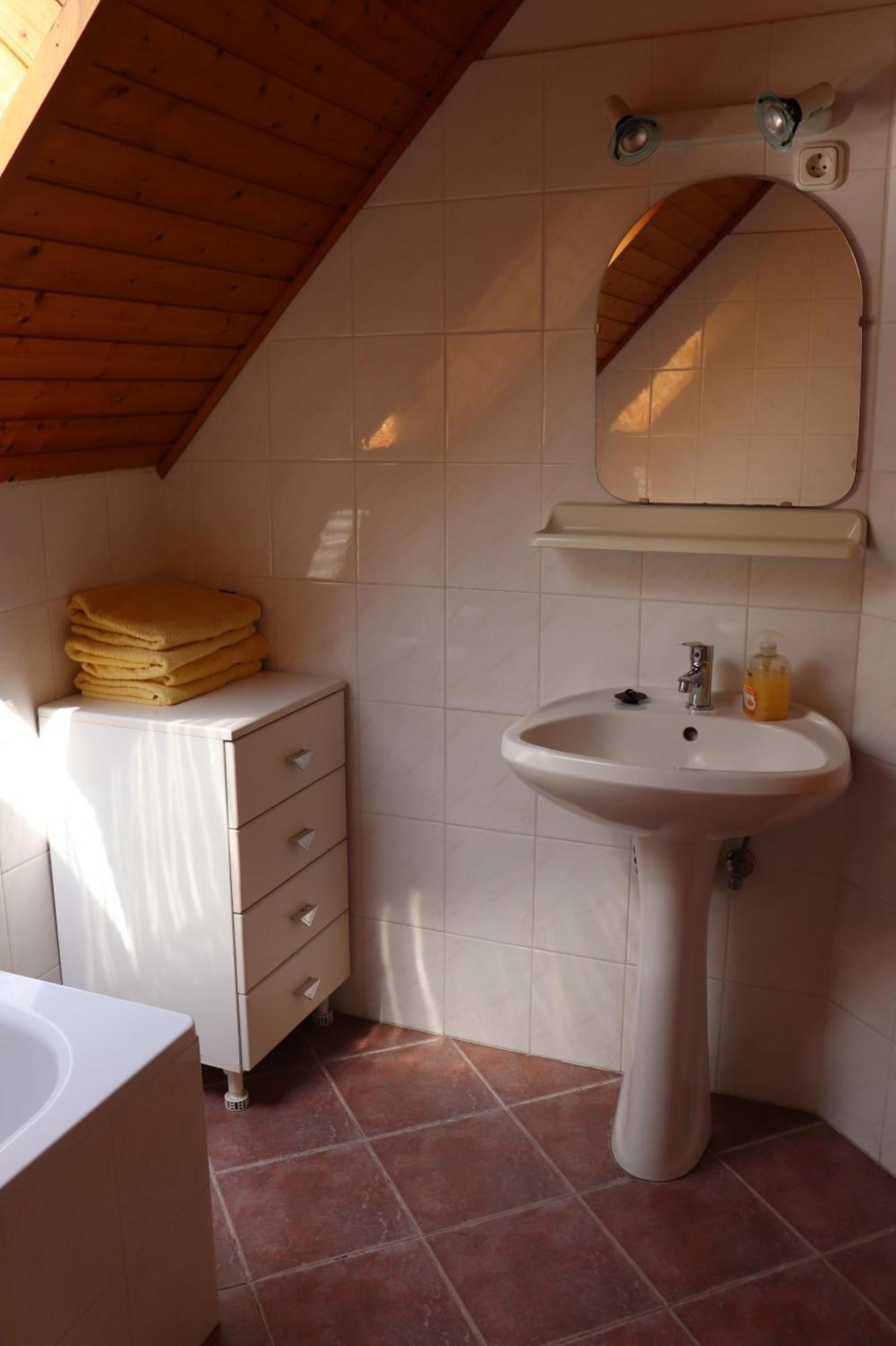 Badacsony Apartmanház Badacsonytomaj Esterno foto
