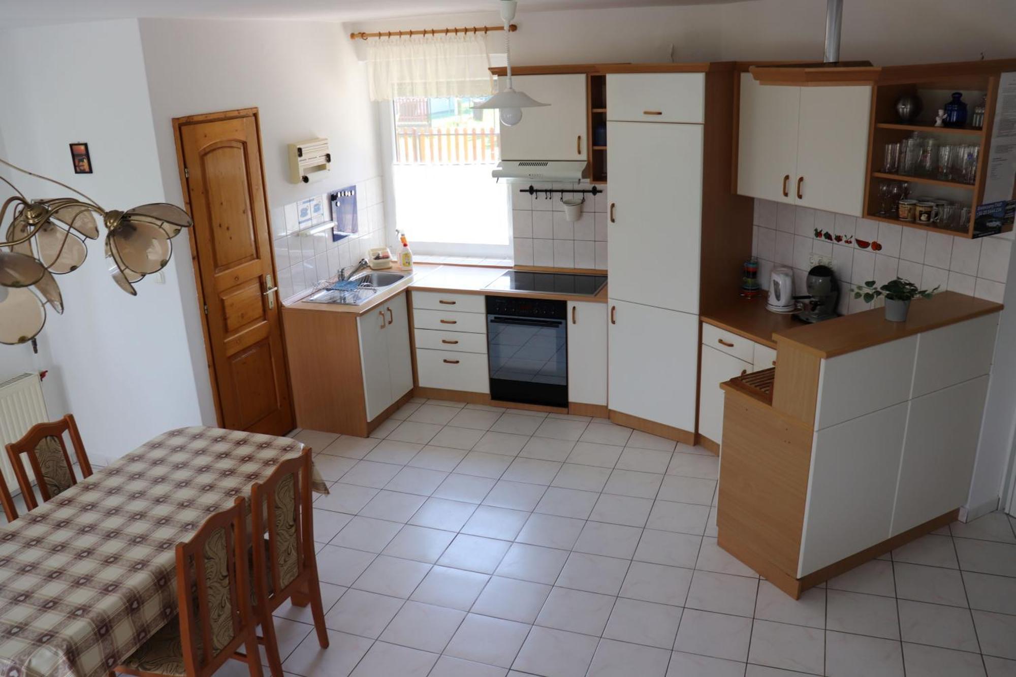 Badacsony Apartmanház Badacsonytomaj Esterno foto